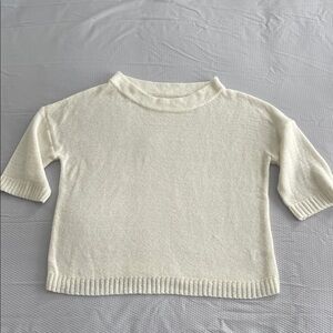 Cream Knit Sweater Short Sleeved Soft Cozy Stretchy Women’s Small